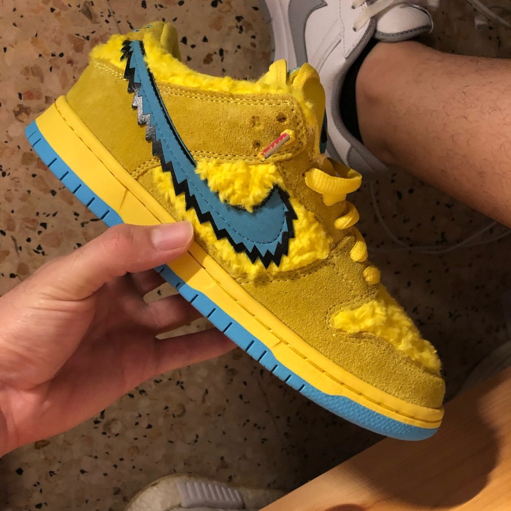 Nike dunk low grateful dead